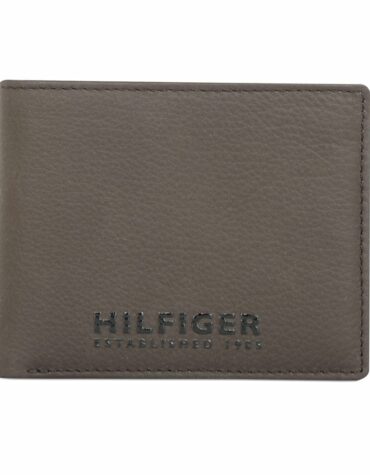 Tommy Hilfiger Wallet Type Brown